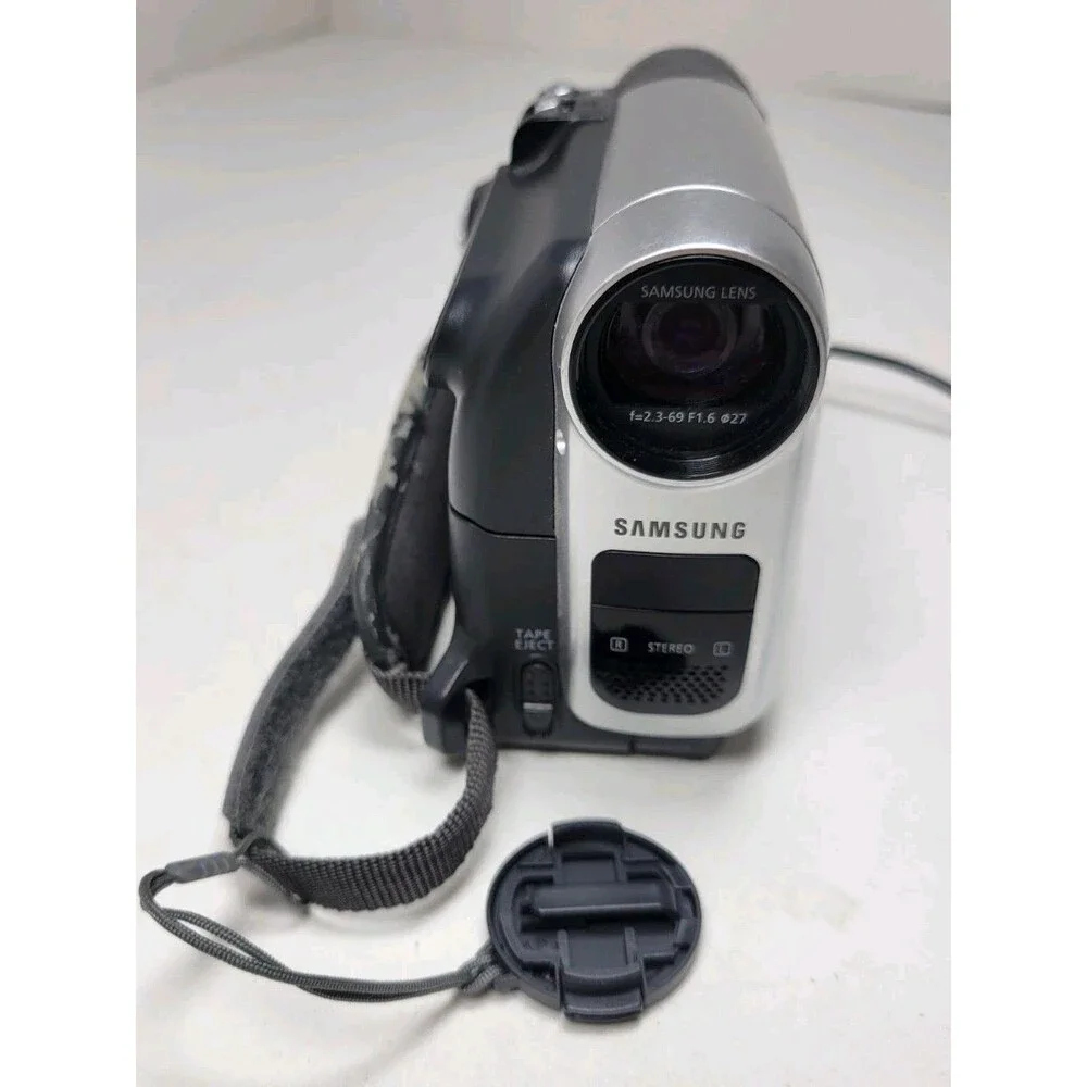 Samsung Camcorder SC-D363 Mini DV Silver 30x Optical Zoom Digital 1200X Working